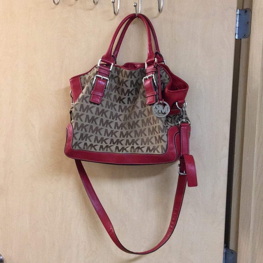 •LOW PRICE MAKE OFFER•RARE $290 RETAIL RARE MK BAG